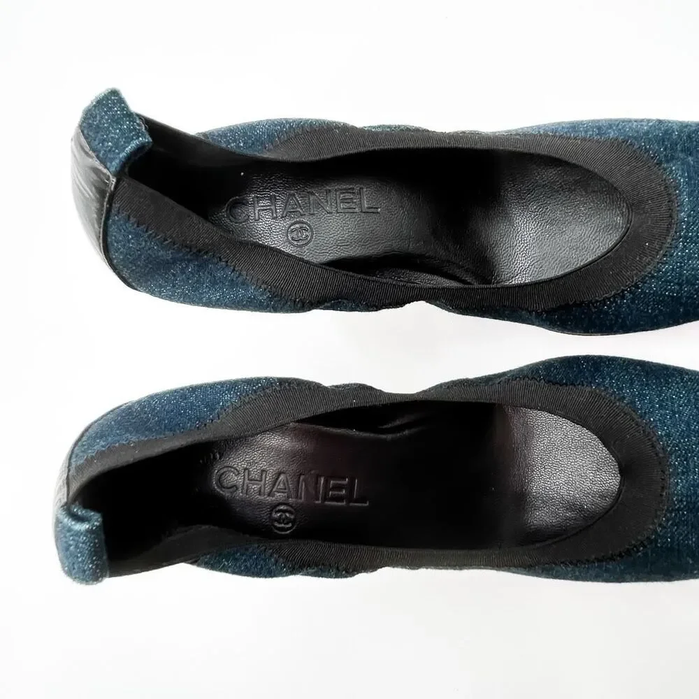 Chanel Elastic CC Logo Blue Denim Pumps High Heels Size 39 US 8-8.5